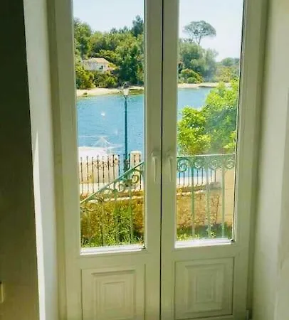 Apartment The Old House