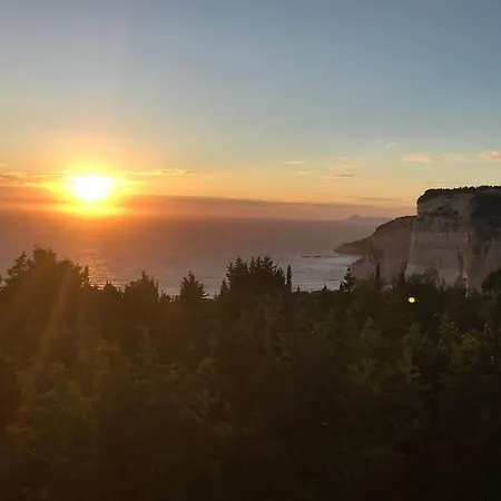 Apartment The Old House